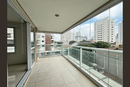 Apartamento à venda com 56m², 1 quarto e 1 vaga Apartamento à venda com 56m², 1 quarto e 1 vagaVaranda