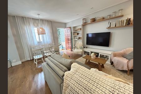 Casa à venda com 96m², 2 quartos e 1 vagaSala