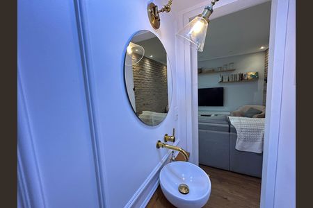 Casa à venda com 96m², 2 quartos e 1 vagaLavabo