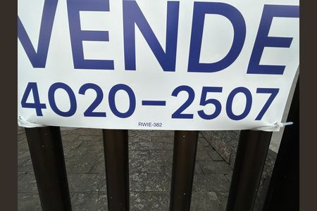 Casa à venda com 96m², 2 quartos e 1 vagaCódigo