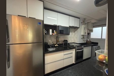 Cozinha de apartamento para alugar com 2 quartos, 68m² em Jardim Flor da Montanha, Guarulhos