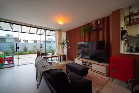 Sala de casa de condomínio para alugar com 4 quartos, 260m² em São João do Rio Vermelho, Florianópolis