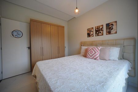 Casa de condomínio para alugar com 260m², 4 quartos e 2 vagasSuíte 1