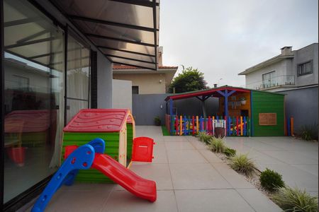 Casa de condomínio para alugar com 260m², 4 quartos e 2 vagasÁrea externa