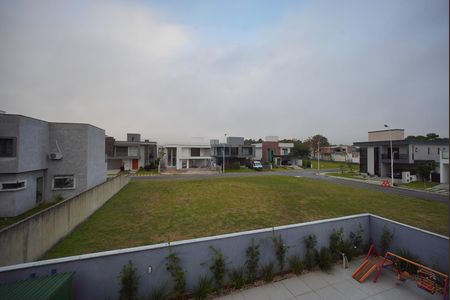 Casa de condomínio para alugar com 260m², 4 quartos e 2 vagasVista da Varanda