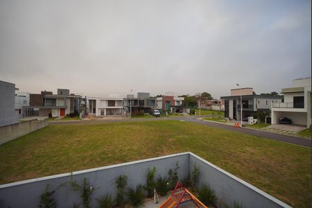 Casa de condomínio para alugar com 260m², 4 quartos e 2 vagasVista da Suíte 2
