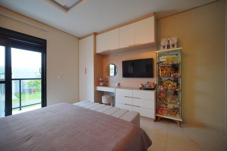 Casa de condomínio para alugar com 260m², 4 quartos e 2 vagasSuíte 3