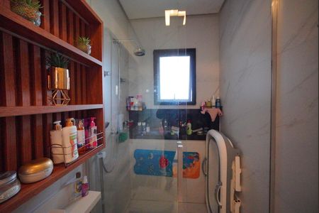 Casa de condomínio para alugar com 260m², 4 quartos e 2 vagasBanheiro da Suíte 3