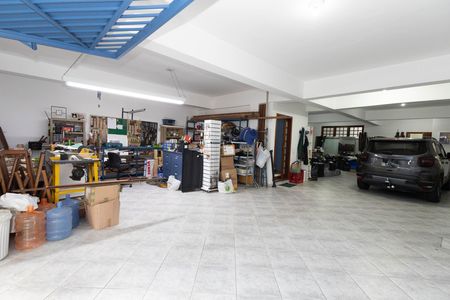Garagem de casa à venda com 4 quartos, 1000m² em Tremembé, São Paulo