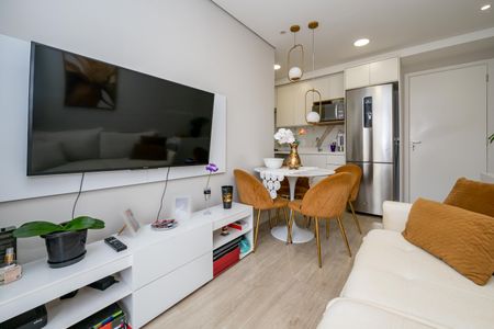 Apartamento à venda com 37m², 2 quartos e sem vaga Apartamento à venda com 37m², 2 quartos e sem vagaSala
