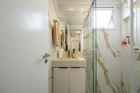 Apartamento à venda com 37m², 2 quartos e sem vaga Apartamento à venda com 37m², 2 quartos e sem vagaBanheiro