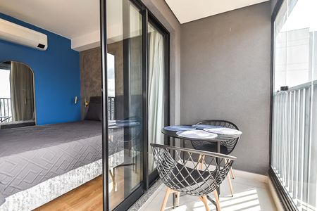 Varanda de kitnet/studio para alugar com 1 quarto, 27m² em Vila Mariana, São Paulo