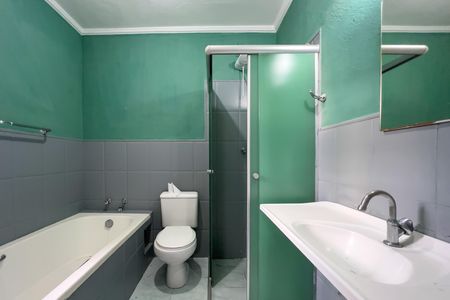 Banheiro do quarto 1 de casa à venda com 3 quartos, 190m² em Ipiranga, São Paulo