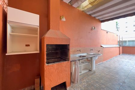 Quintal e área de serviço de casa à venda com 3 quartos, 190m² em Ipiranga, São Paulo