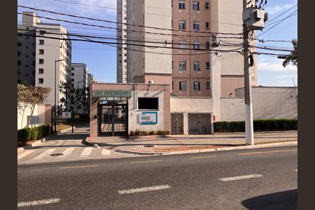 Apartamento para alugar com 42m², 2 quartos e sem vaga Apartamento para alugar com 42m², 2 quartos e sem vagaFachada