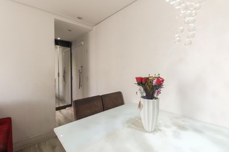 Sala  de apartamento à venda com 2 quartos, 66m² em Guaiauna, São Paulo
