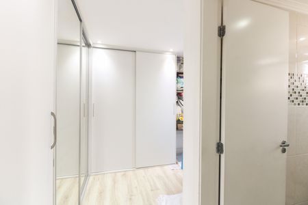 Apartamento à venda com 66m², 2 quartos e 1 vaga Apartamento à venda com 66m², 2 quartos e 1 vagaSuíte