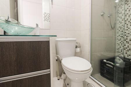 Apartamento à venda com 66m², 2 quartos e 1 vaga Apartamento à venda com 66m², 2 quartos e 1 vagaBanheiro Social