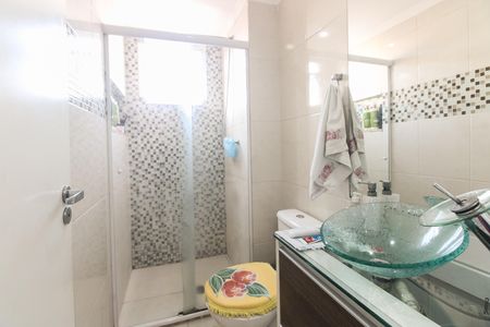 Apartamento à venda com 66m², 2 quartos e 1 vaga Apartamento à venda com 66m², 2 quartos e 1 vagaBanheiro Suíte