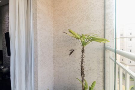 Varanda  de apartamento à venda com 2 quartos, 66m² em Guaiauna, São Paulo