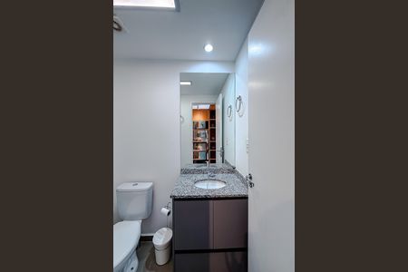 Studio para alugar com 28m², 1 quarto e sem vaga Studio para alugar com 28m², 1 quarto e sem vagaBanheiro