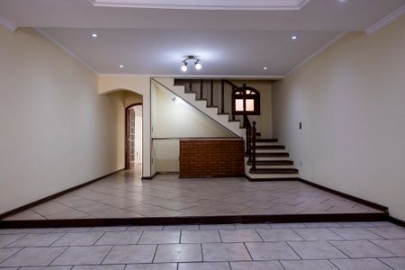 Casa para alugar com 3 quartos, 262m² em Jardim Prestes de Barros, Sorocaba
