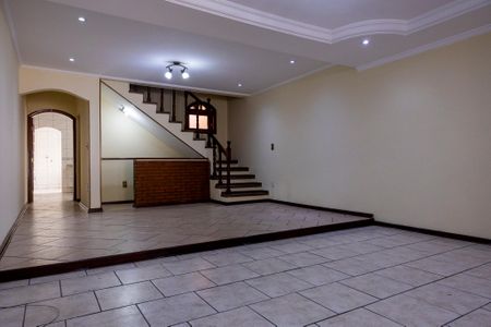 Casa para alugar com 3 quartos, 262m² em Jardim Prestes de Barros, Sorocaba