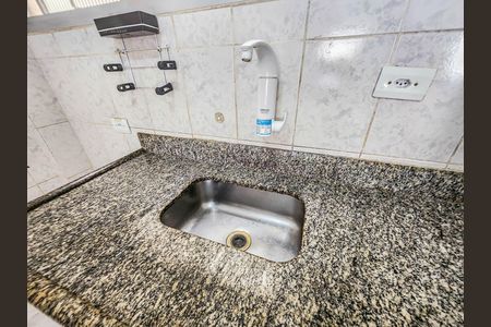 Apartamento para alugar com 72m², 2 quartos e 1 vagaCozinha 