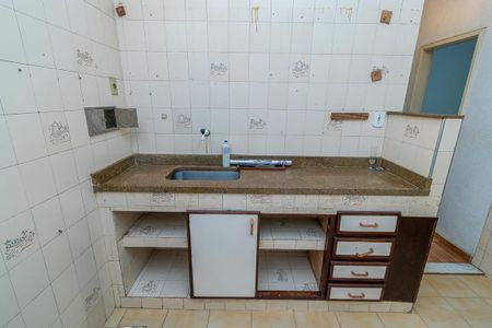 Casa à venda com 170m², 2 quartos e 1 vaga Casa à venda com 170m², 2 quartos e 1 vagaCozinha