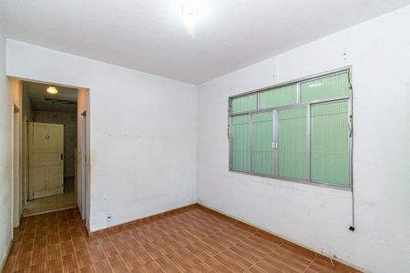 Casa à venda com 170m², 2 quartos e 1 vaga Casa à venda com 170m², 2 quartos e 1 vagaSala