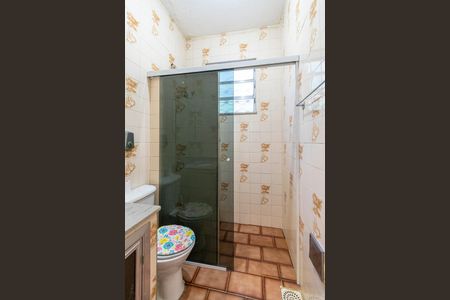 Casa à venda com 170m², 2 quartos e 1 vaga Casa à venda com 170m², 2 quartos e 1 vagaBanheiro