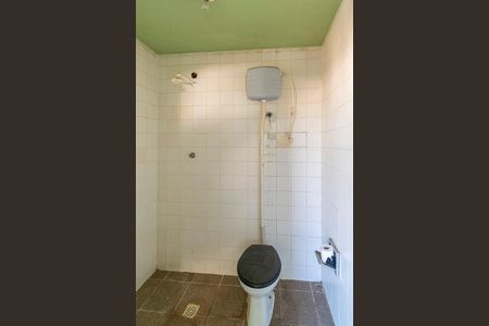 Casa à venda com 170m², 2 quartos e 1 vaga Casa à venda com 170m², 2 quartos e 1 vagaBanheiro do Terraço