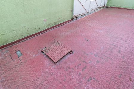 Casa à venda com 170m², 2 quartos e 1 vaga Casa à venda com 170m², 2 quartos e 1 vagaGaragem