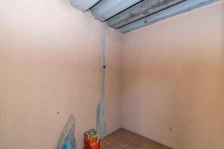 Casa à venda com 170m², 2 quartos e 1 vaga Casa à venda com 170m², 2 quartos e 1 vagaQuarto de Serviço