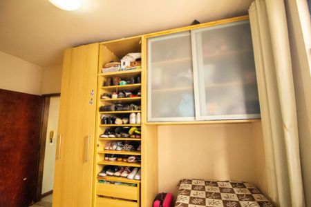 Apartamento à venda com 134m², 4 quartos e 1 vaga Apartamento à venda com 134m², 4 quartos e 1 vagaQuarto 02