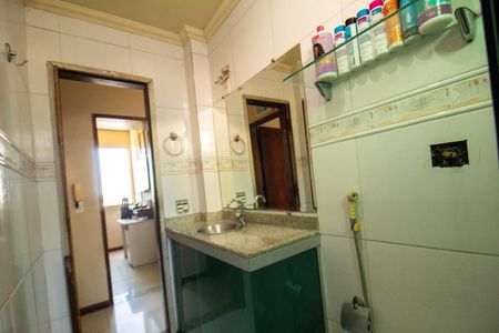 Apartamento à venda com 134m², 4 quartos e 1 vaga Apartamento à venda com 134m², 4 quartos e 1 vagaBanheiro Social 02