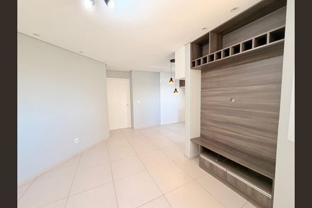 Sala de apartamento para alugar com 2 quartos, 48m² em Jardim do Lago, Jundiaí
