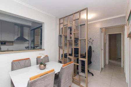 Apartamento à venda com 79m², 3 quartos e 2 vagas Apartamento à venda com 79m², 3 quartos e 2 vagasSala