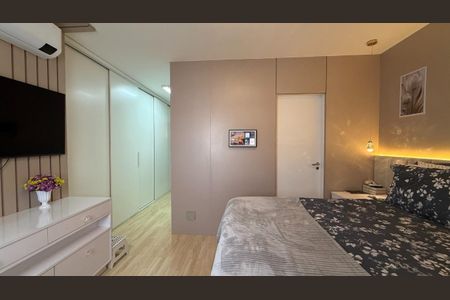 Apartamento à venda com 168m², 4 quartos e 4 vagas