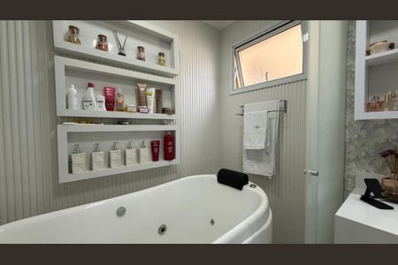 Apartamento à venda com 168m², 4 quartos e 4 vagas