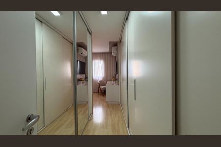 Apartamento à venda com 168m², 4 quartos e 4 vagas
