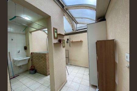 Casa à venda com 150m², 3 quartos e 4 vagas