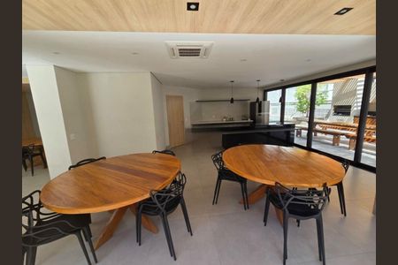 Apartamento à venda com 4 quartos, 215m² em Pompeia, São Paulo