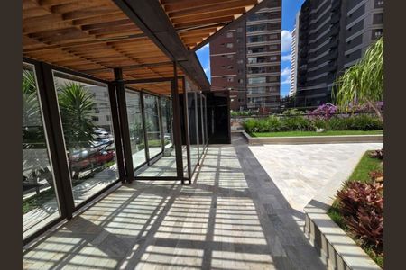 Apartamento à venda com 215m², 4 quartos e 3 vagas