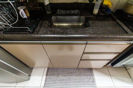 Apartamento à venda com 47m², 2 quartos e 1 vaga Apartamento à venda com 47m², 2 quartos e 1 vagaCozinha e Área de Serviço