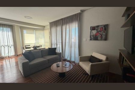 Apartamento à venda com 3 quartos, 133m² em Vila Olímpia, São Paulo