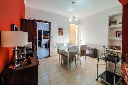 Casa de condomínio à venda com 120m², 3 quartos e 1 vaga