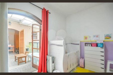 Casa de condomínio à venda com 120m², 3 quartos e 1 vaga