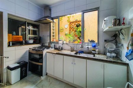 Casa de condomínio à venda com 120m², 3 quartos e 1 vaga