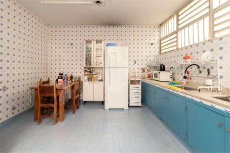 Casa à venda com 4 quartos, 420m² em Jardim Nossa Senhora Aparecida, São Paulo